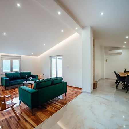 Apartman Mlikota Zagvozd Exterior foto