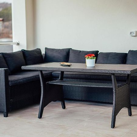 Apartman Mlikota Zagvozd Exterior foto