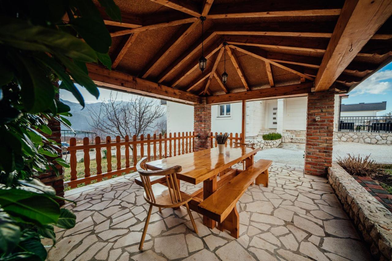Apartman Mlikota Zagvozd Exterior foto