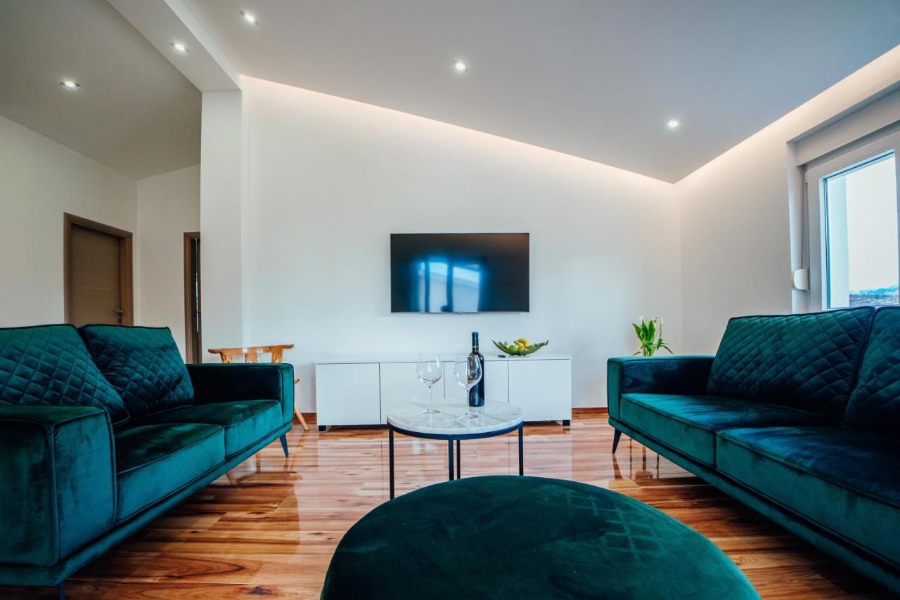 Apartman Mlikota Zagvozd Exterior foto