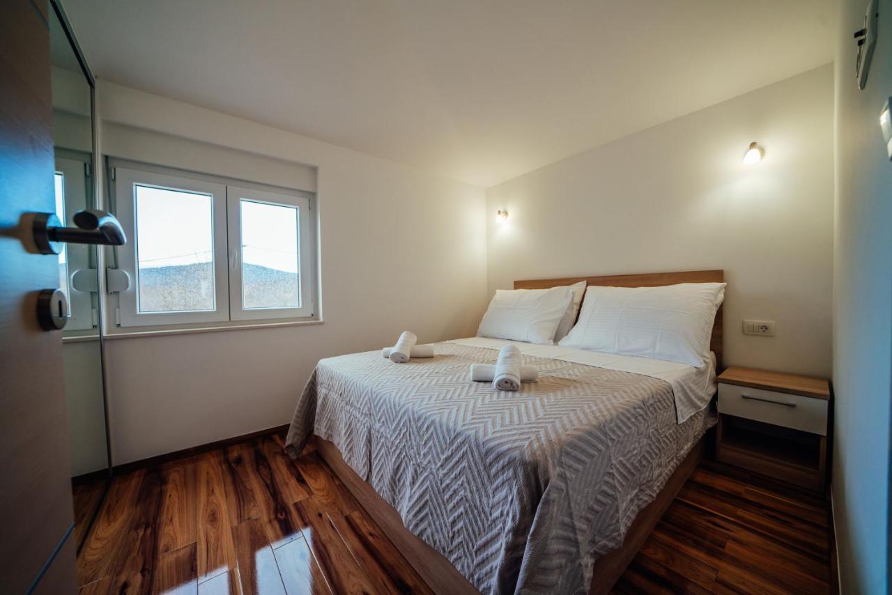 Apartman Mlikota Zagvozd Exterior foto