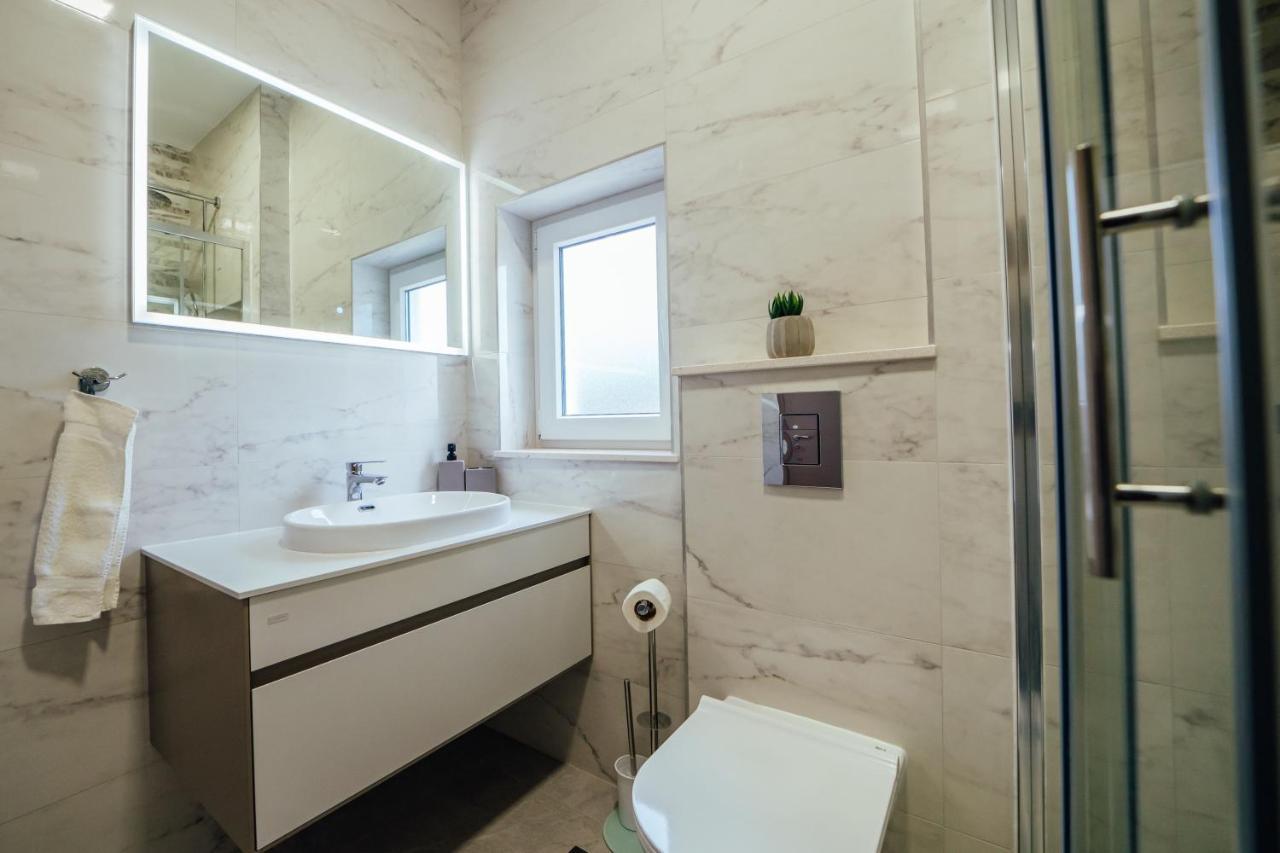 Apartman Mlikota Zagvozd Exterior foto